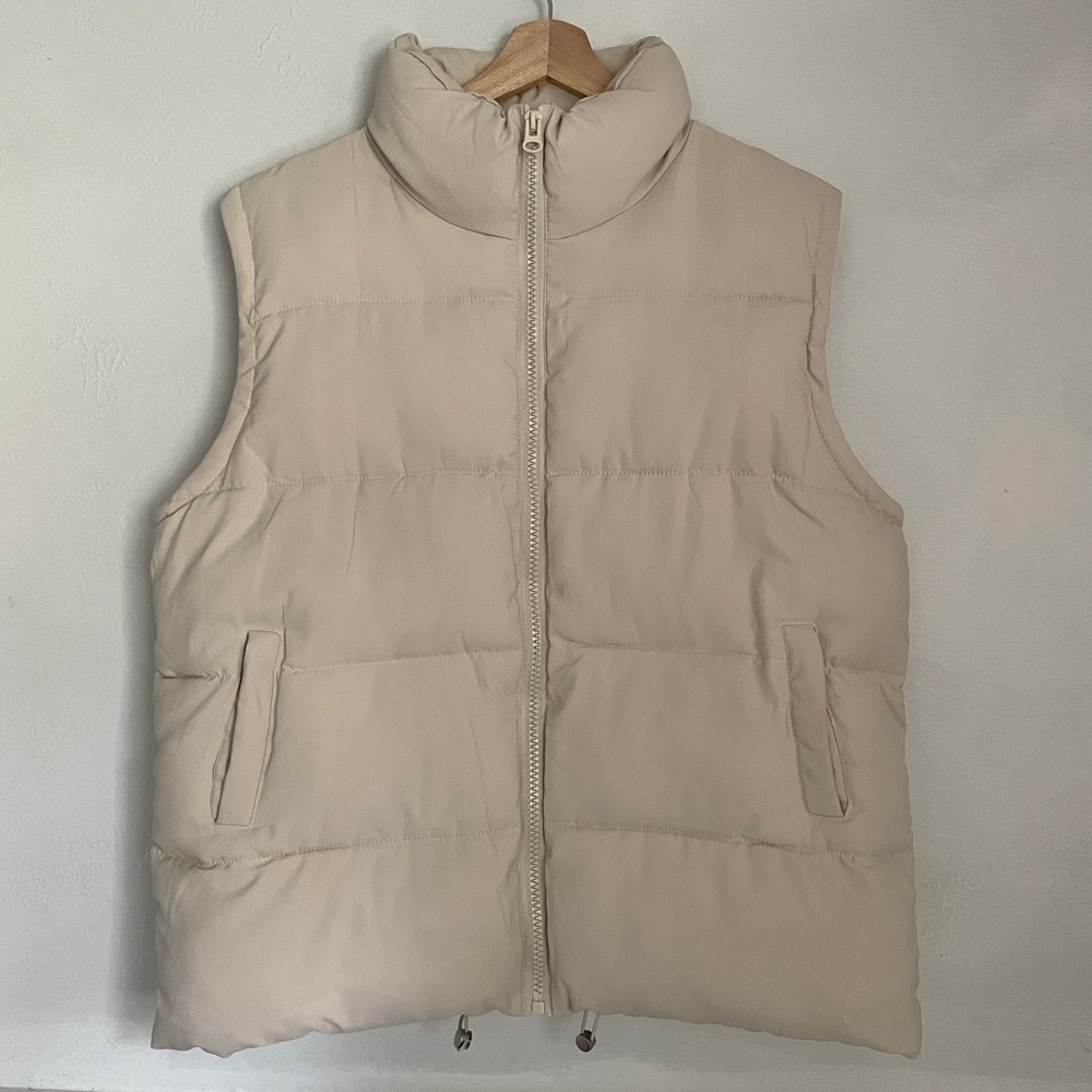 🛑SOLD🛑 Oversized minimalist puffer vest